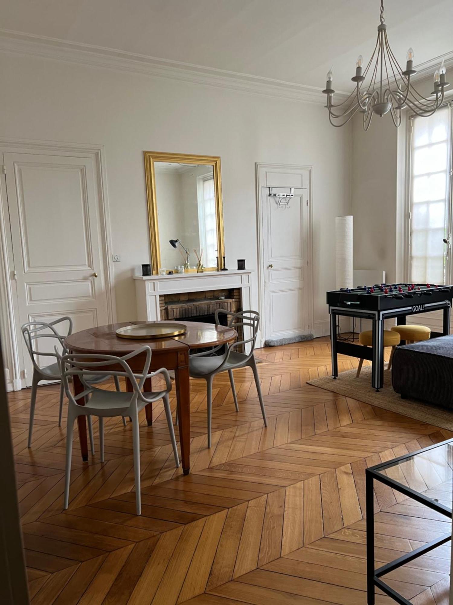 Grand Studio Lumineux En Plein Coeur De 凡尔赛 外观 照片